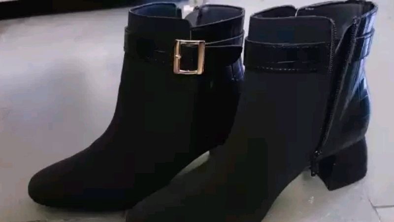 El Paso Onyx Suede Leather Boot