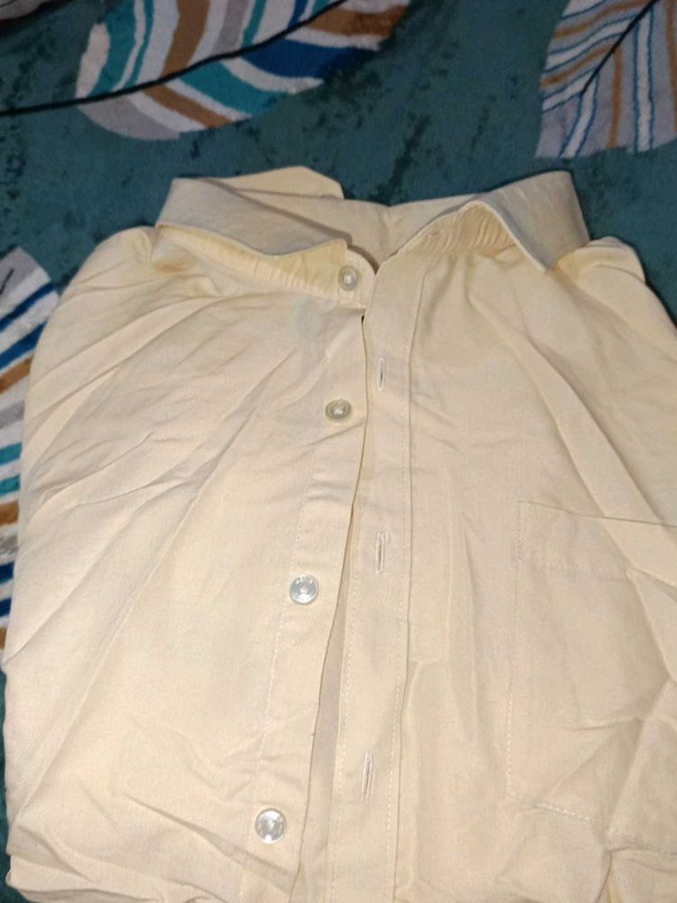 Men&#39;s Yellow Shirt