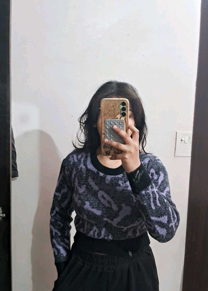 Patterned Pullover Sweater