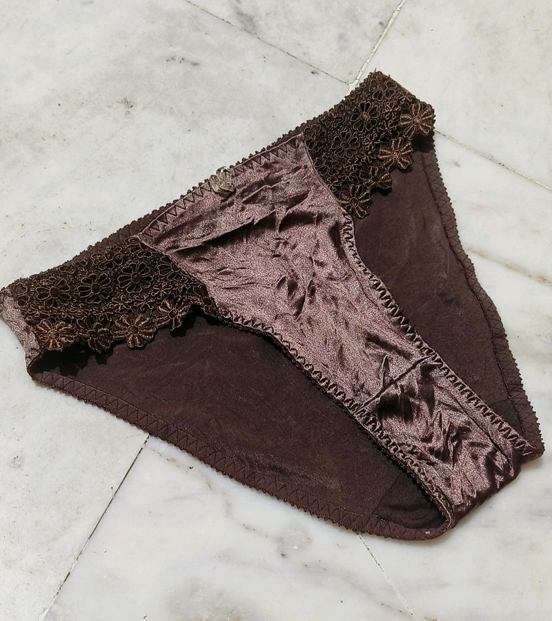 Brief