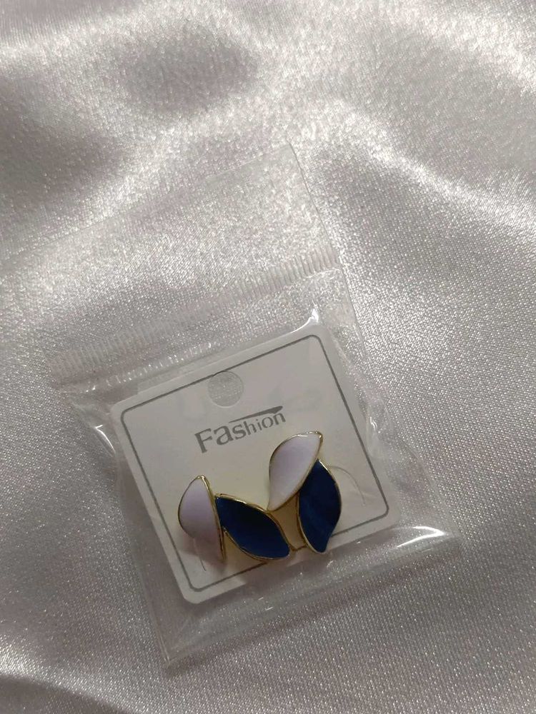 Leaf Design Earrings