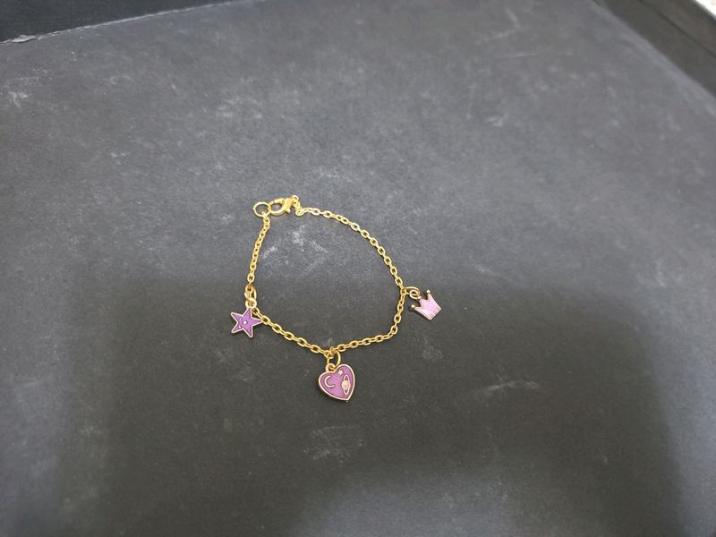 Handmade Bracelet With Stylish Look