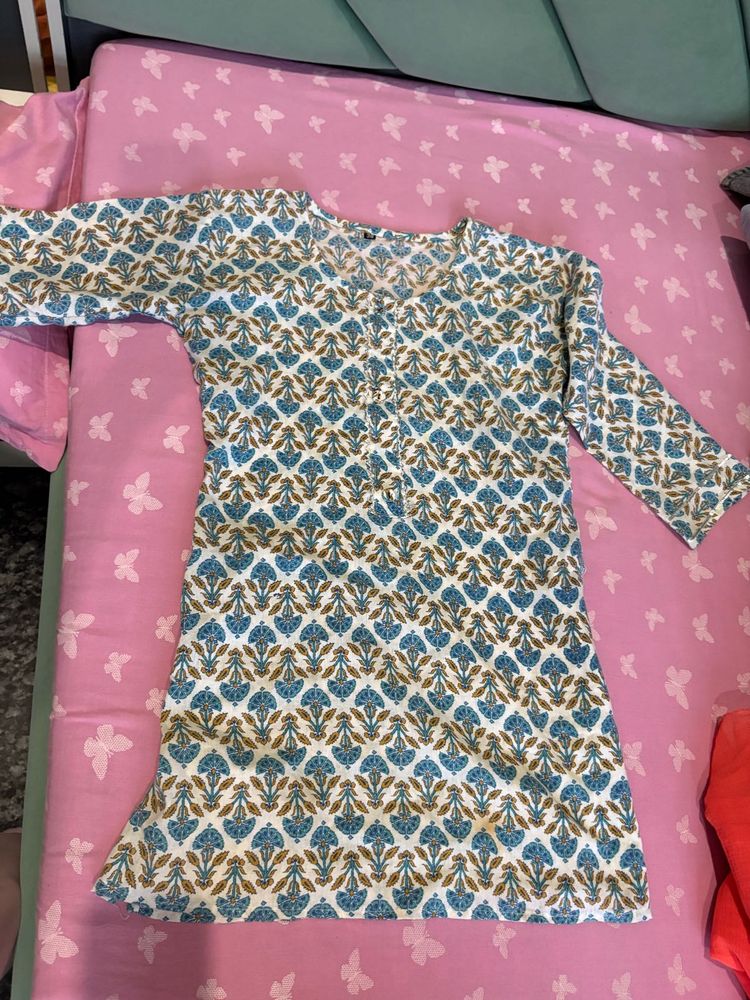 Floral Print Tunic Top