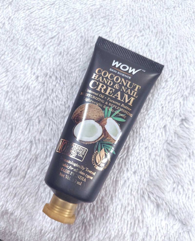 Wow Skin Science Coconut Hand &amp; Nail Cream - 50 ml