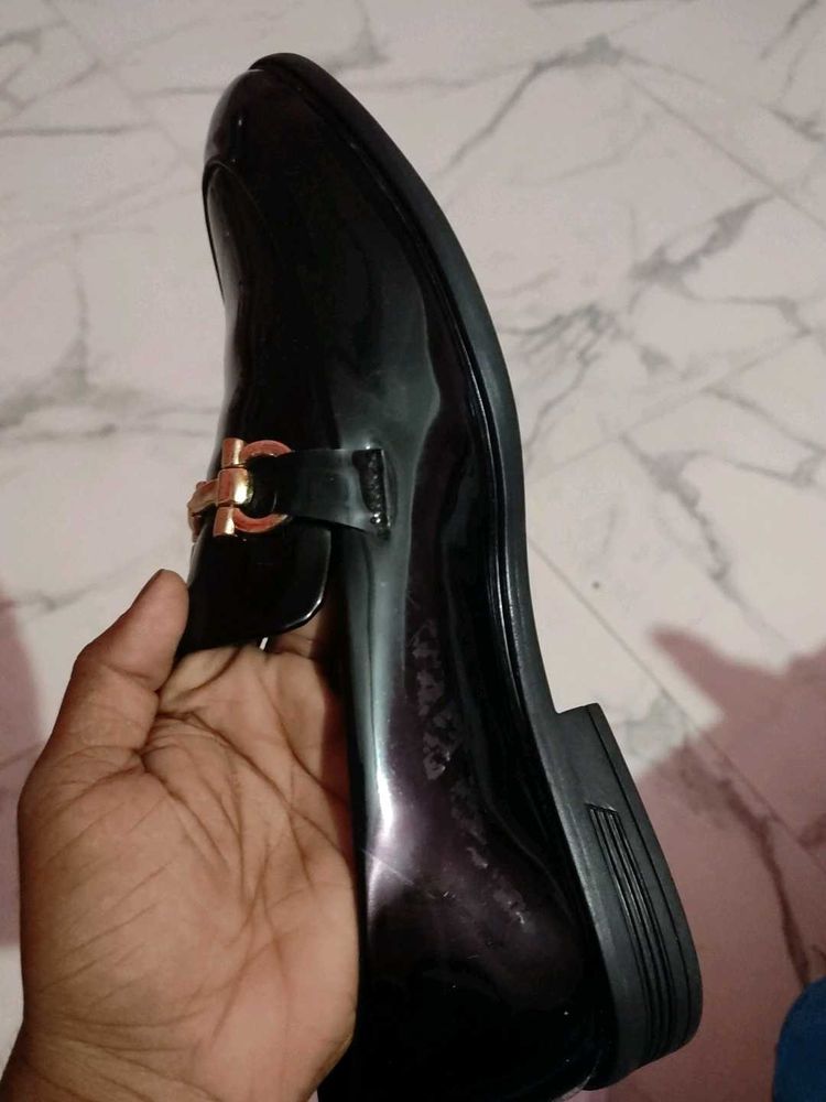Black Loafers Brand HOP
