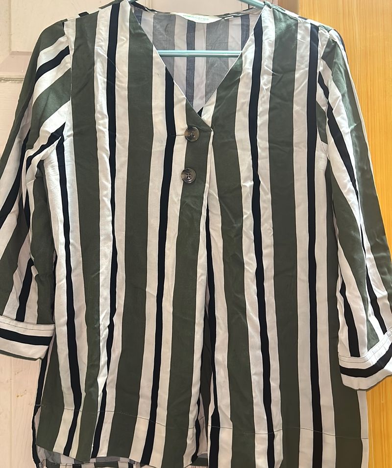 Beautiful Olive Green Top