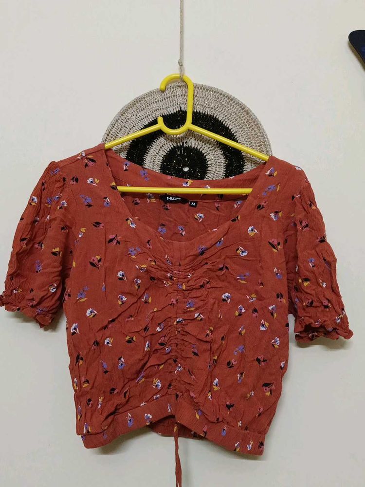 WOMEN&#39;S TOP