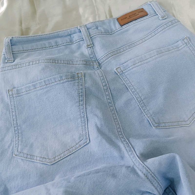 Light Wash wide leg Denim Jeans