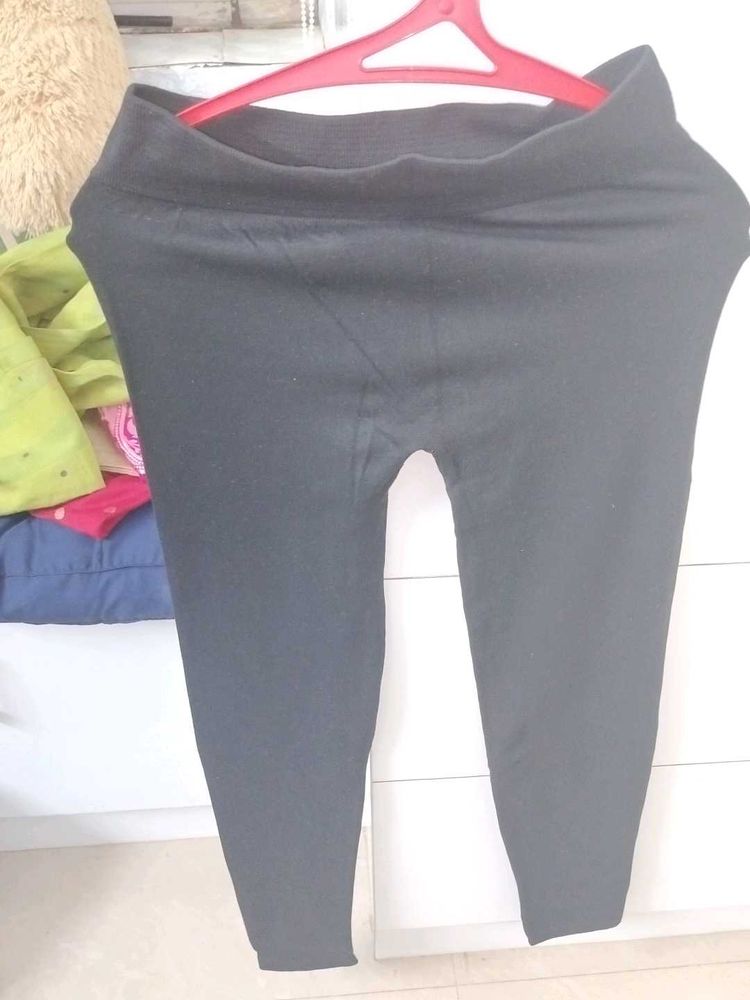 Comfy Black Leggings