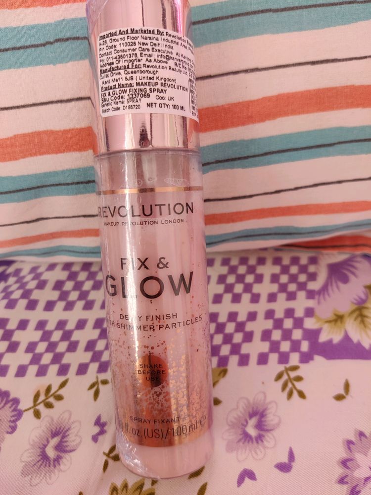 Makeup Revolution London Fix And Glow Spray
