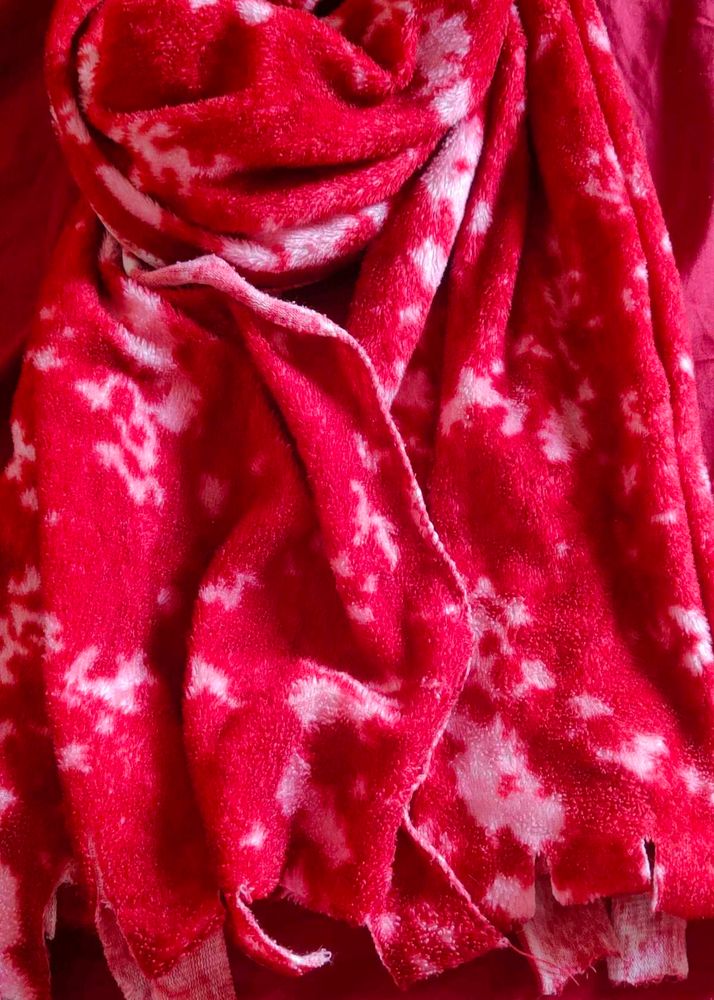 Red &amp; White Scarf