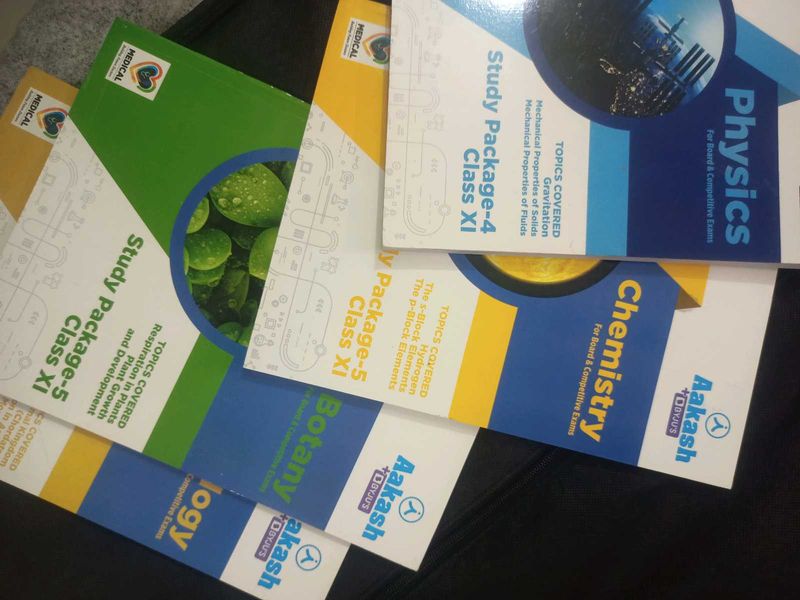 Aakash Textbook Package