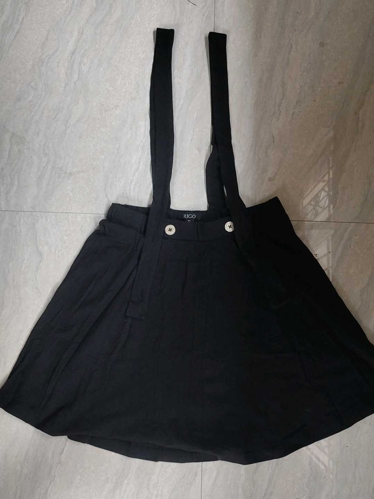 Black Solid Dangri Short Skirt