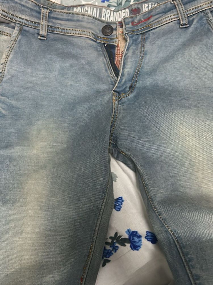 Light Wash Denim Jeans