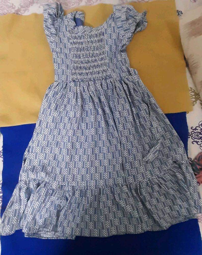Simple pattern frock (5-8yrs)