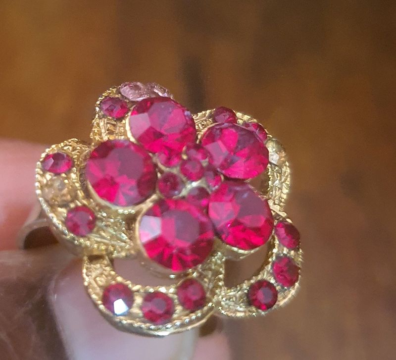 Red Stone Ring Expandable