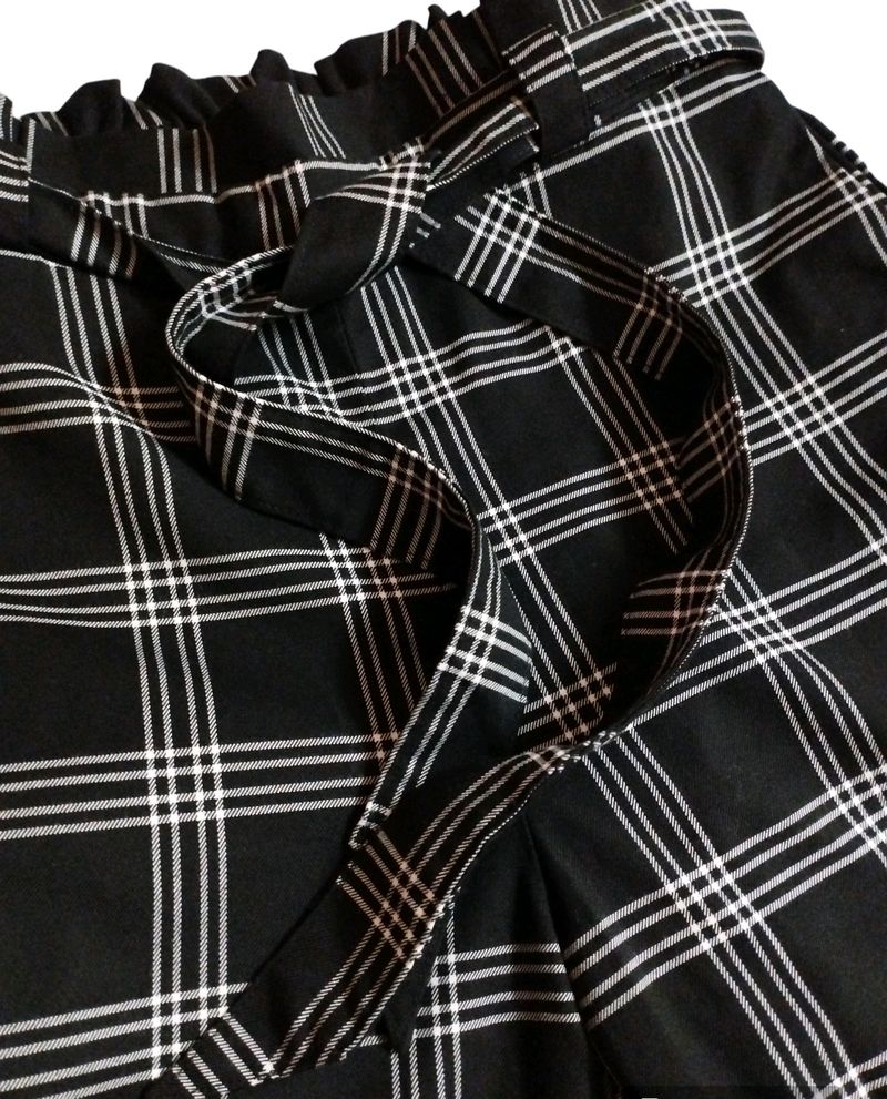 H&amp;M Paper Bag Pants