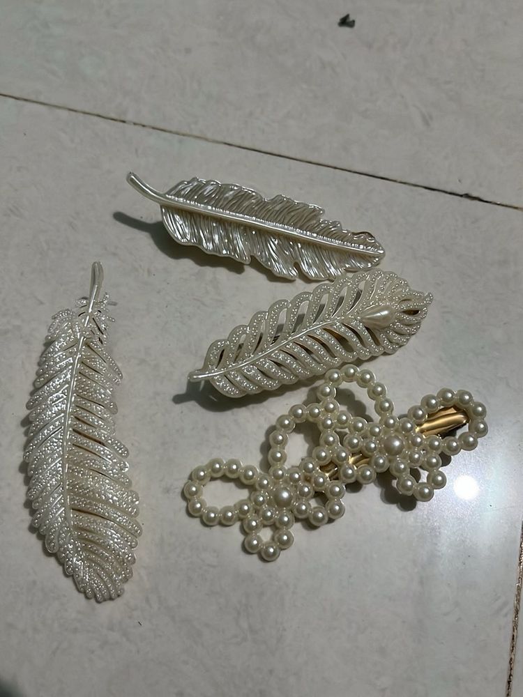 Feather &amp; Pearl Hair Clips