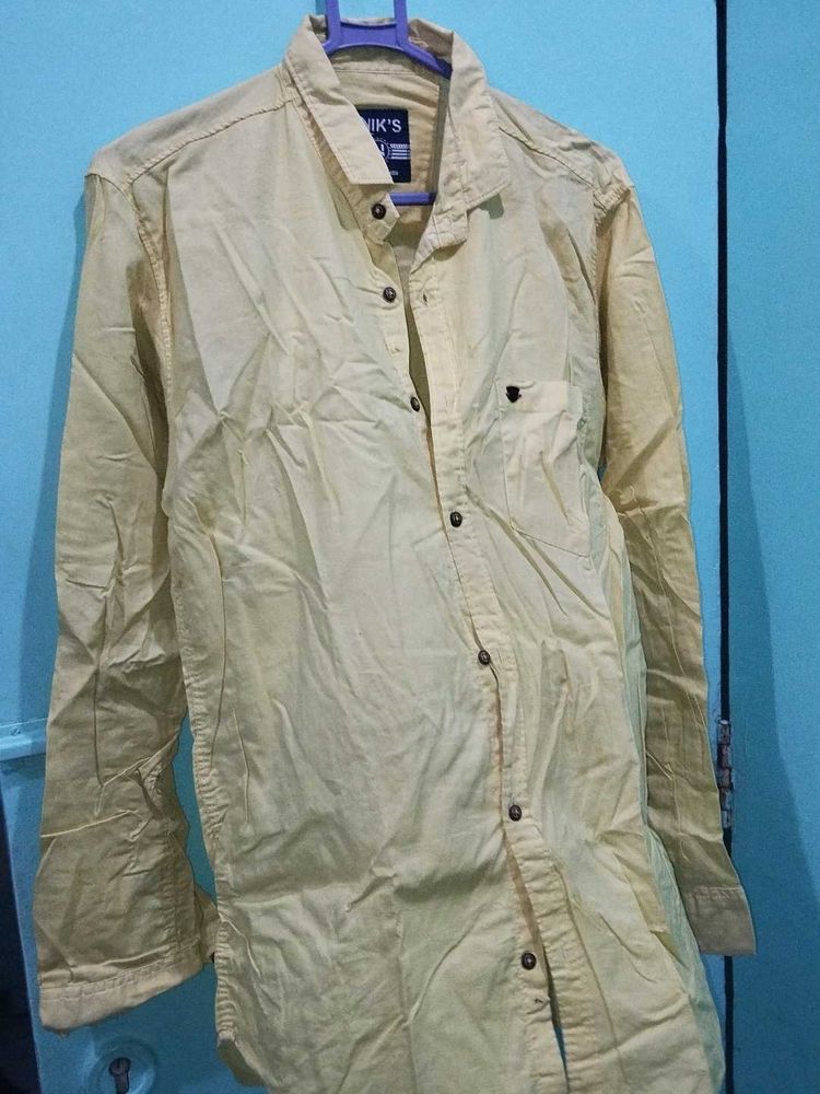 Men&#39;s Light Yellow Long Sleeve Shirt