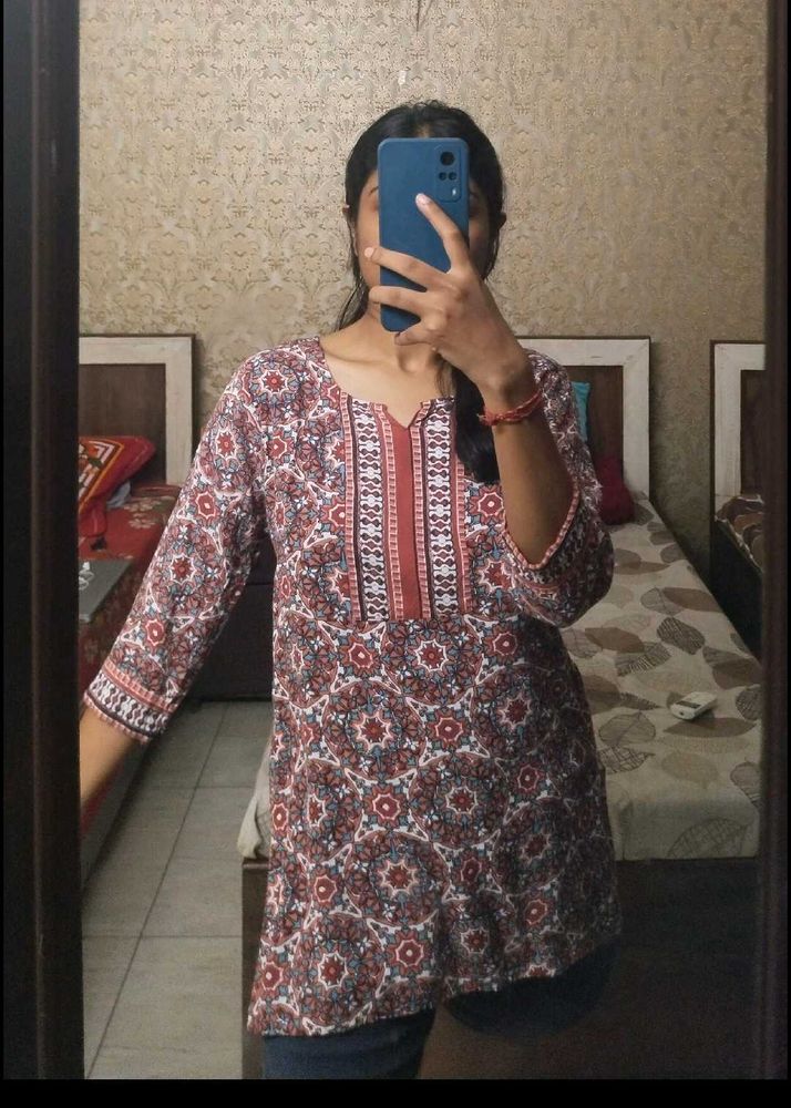 Short kurti