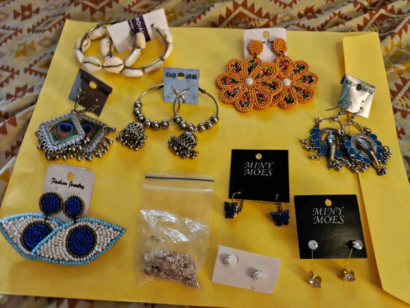 9 Earings+ 1 necklace