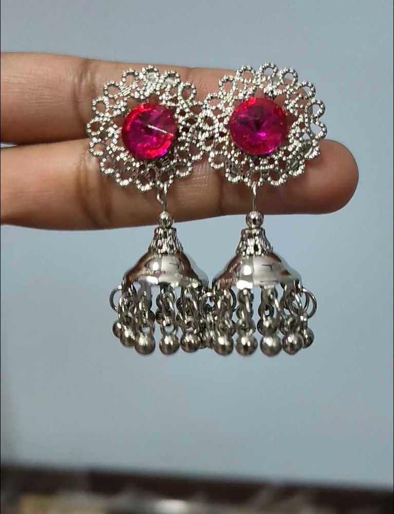 Silver Megenta Pink Stone Jhumka Earrings