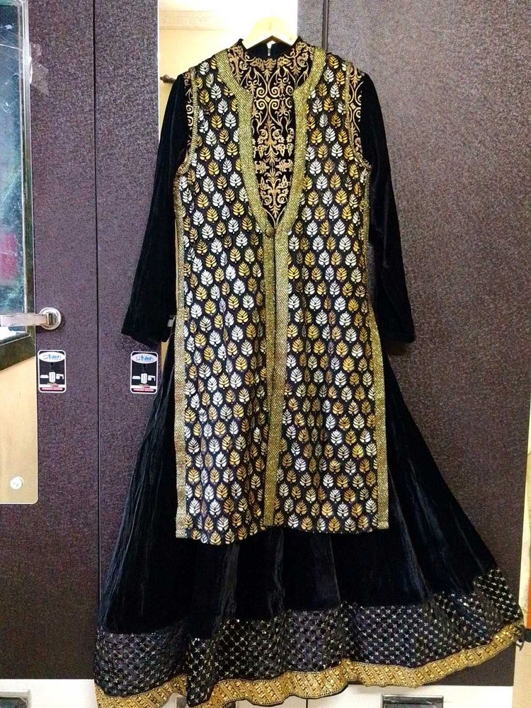 Velvet Gown Three Piece 🖤