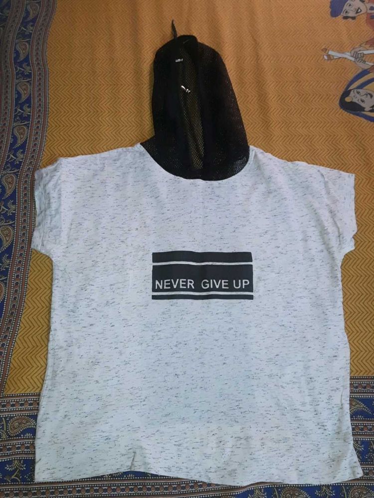 Never Give Up Graphic Tee