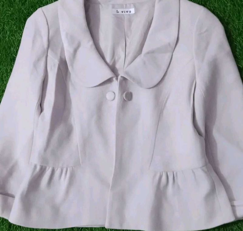 l.vivo Peter Pan Collar Peplum Jacket