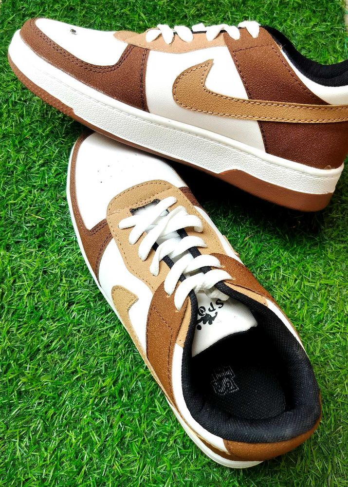 NIKE!!! Stylish Brown Sneakers