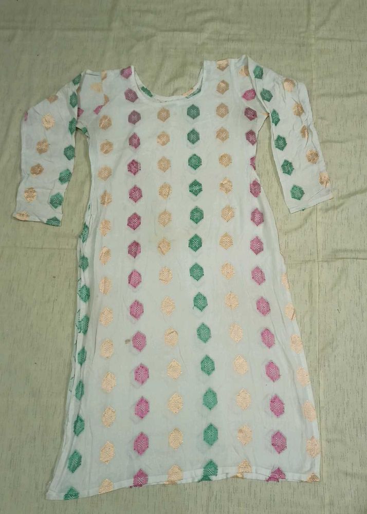 White Embroidered Kurta set