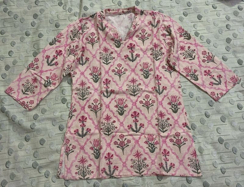 Floral Print Short Kurti