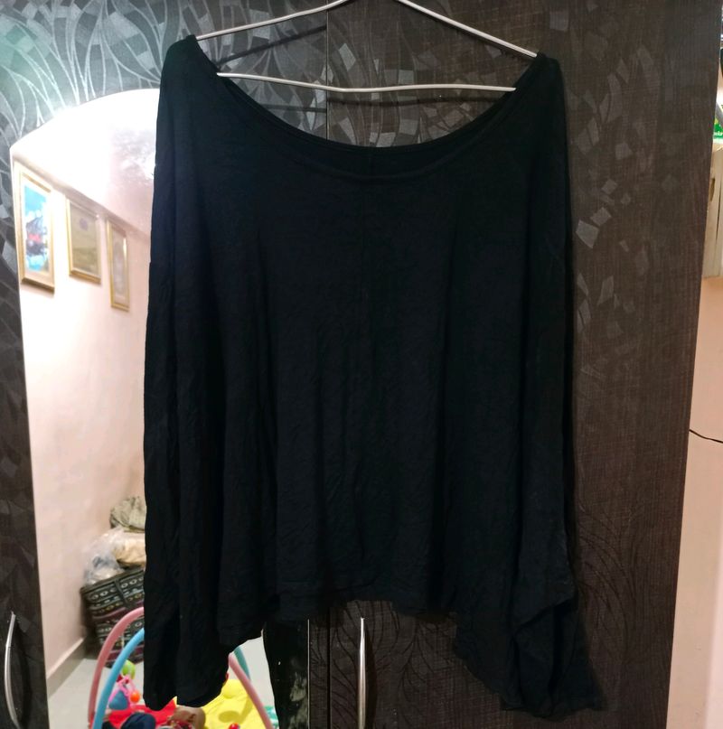 Bardot Neck Globus Black Top