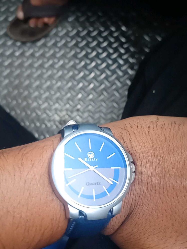 Riixly Quartz Watch