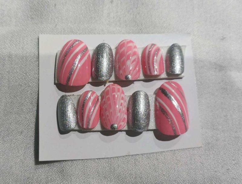 Pink &amp; Silver Press-On Nail Set