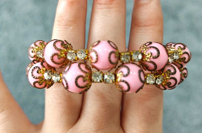 🩷Pretty Pink Bracelet 🩷