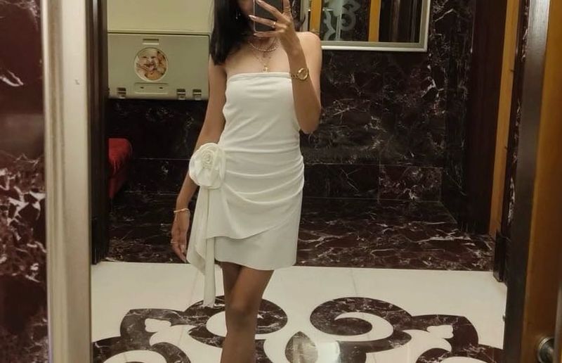 Savana applique body con dress