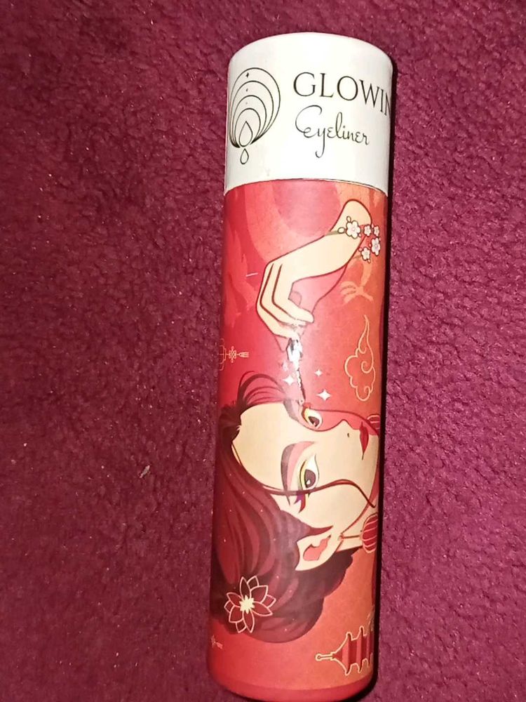 Glowing Red Color Eyeliner