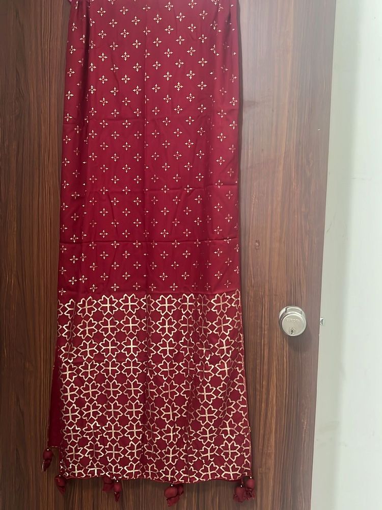 Maroon stole with Golden Print