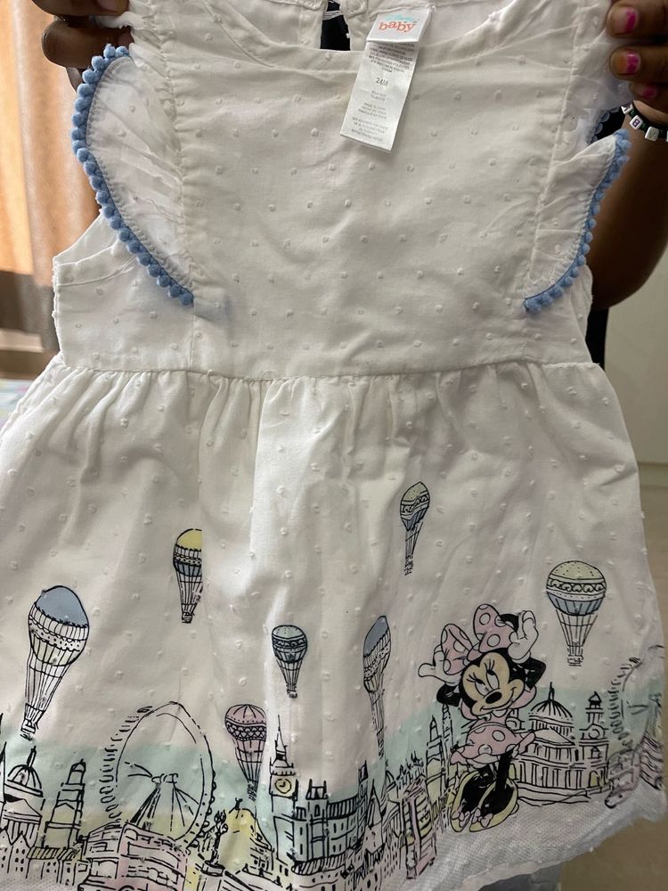 Carter&#39;s Baby London Minnie Dress. Disney Theme