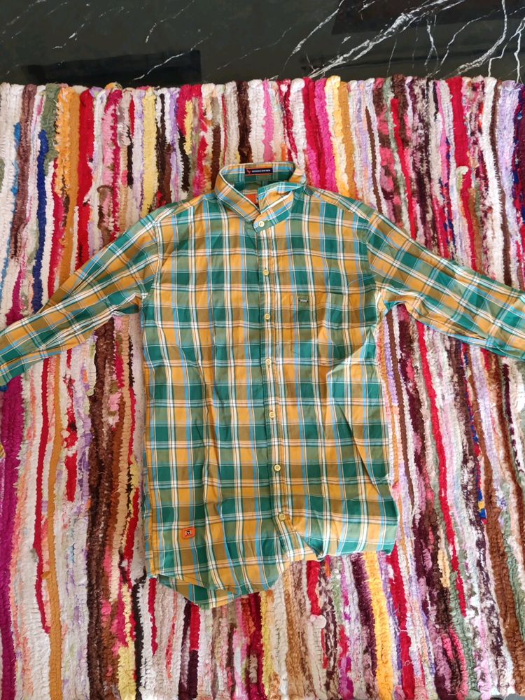 Stylish Checked Full Sleve Shirt