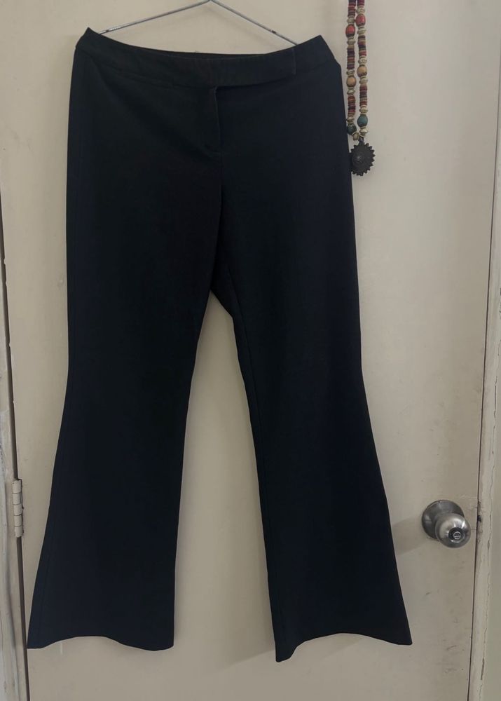 FLORENCE + FRED Flared Trousers