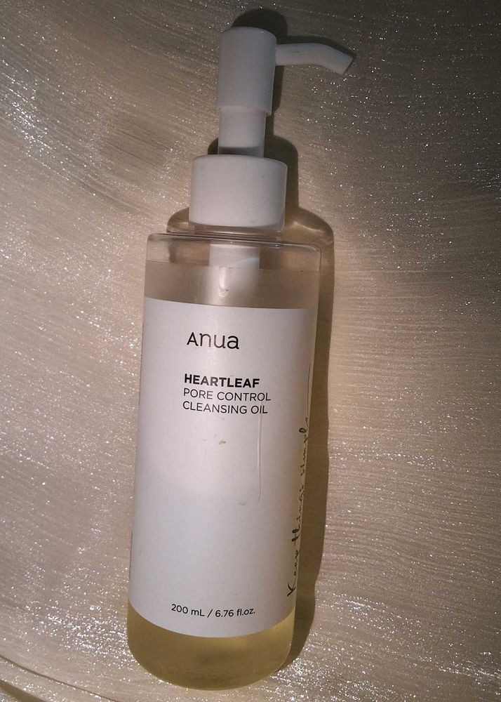 Anua Heartleaf Cleansing Oil
