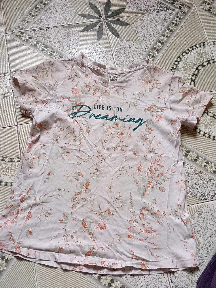 Floral t.shirt