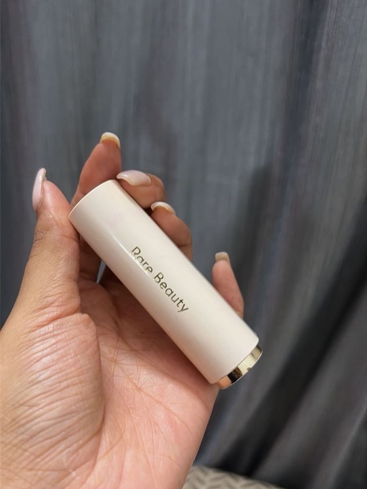 Rare Beauty Foundation