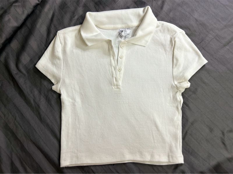 H&amp;M Ribbed Collar Crop Top