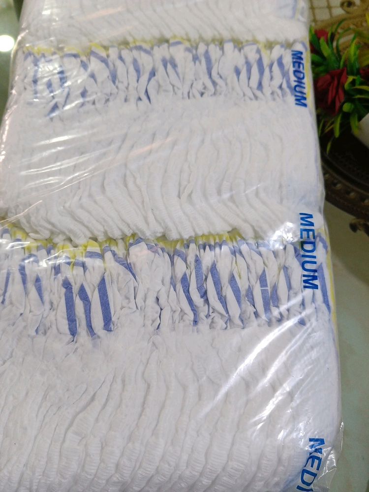 50 Pc Large Diapers