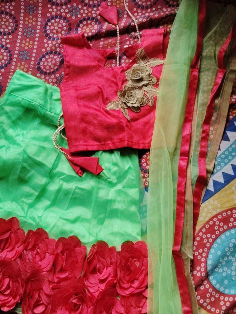 Cute Girls Clothing Set (lehnga)