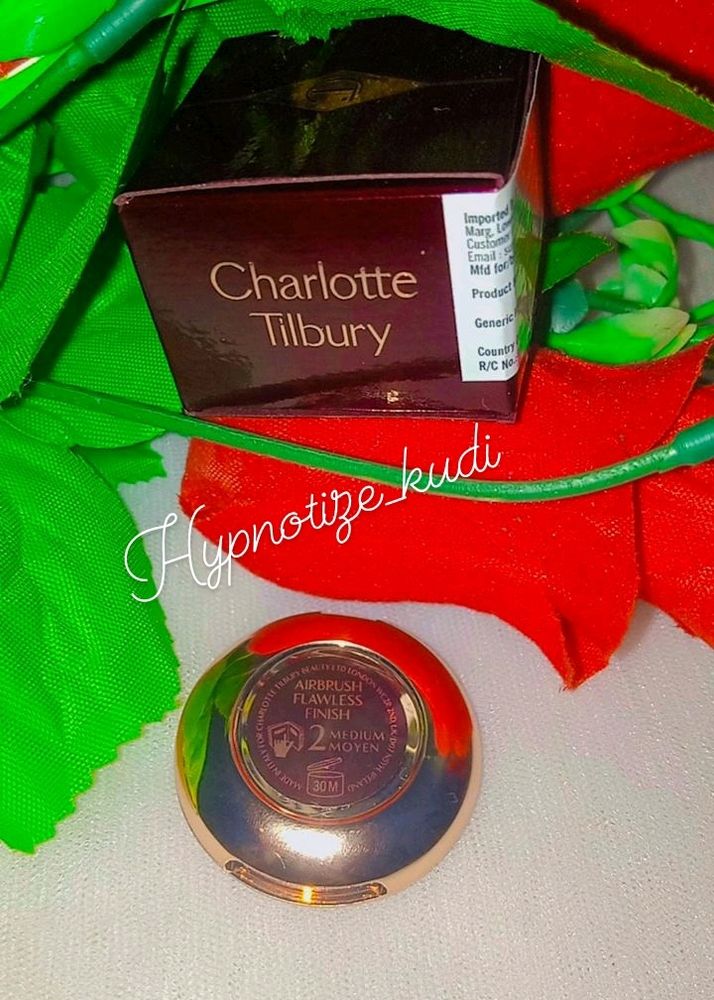 Charlotte Tilbury Mini Airbrush Compact