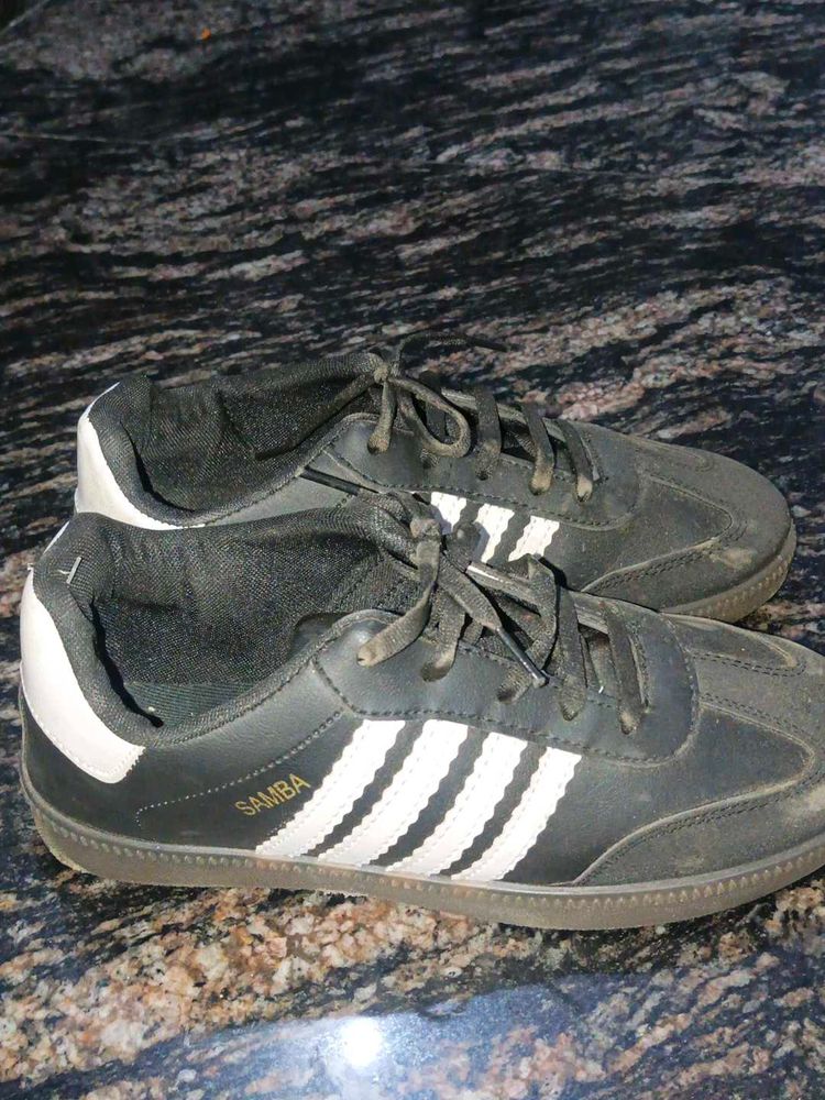 Adidas Samba Sneakers
